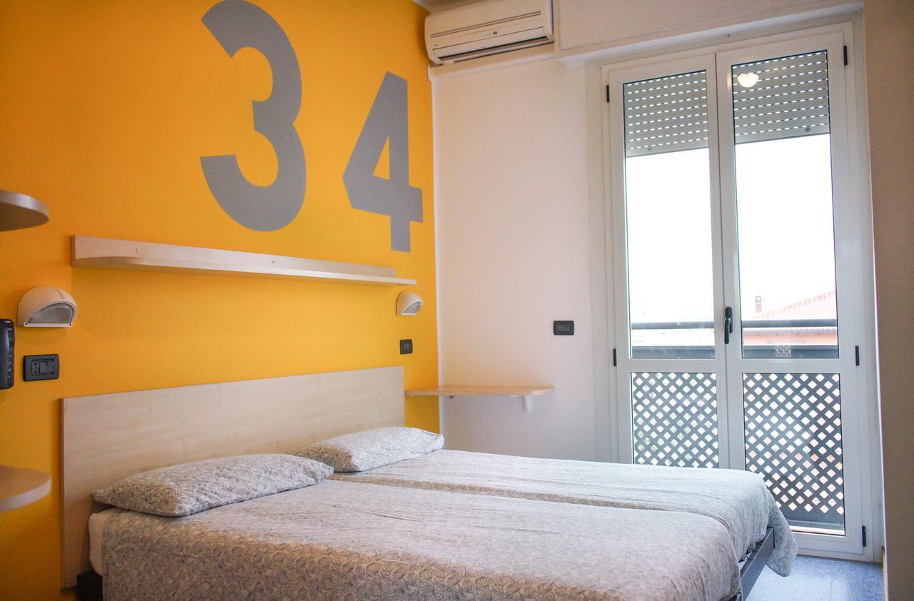 Hotel Morfeo - Young People Hotels (Adults Only) Rimini Exterior photo